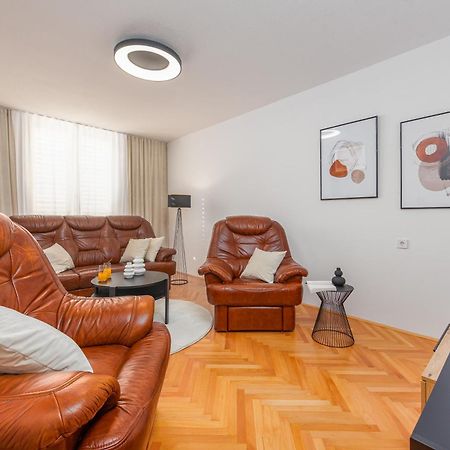 Appartamento A&M 3 Bridge Luxury Center Zara Esterno foto